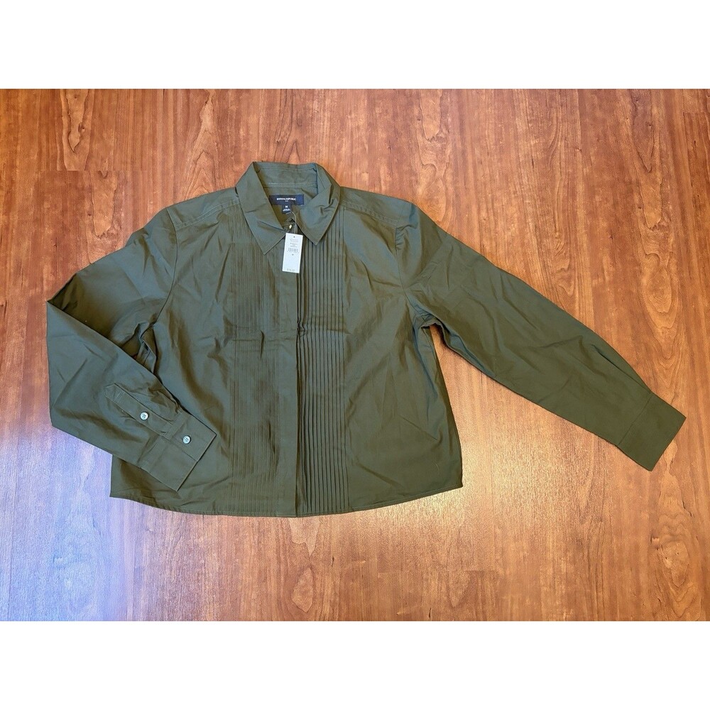 Banana Republic Womens Size Medium Waimea Olive Refined Pleated Shirt NWT